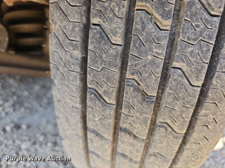 image for item NU9194 1984 Chevrolet G30  RV