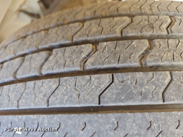 image for item NU9194 1984 Chevrolet G30  RV