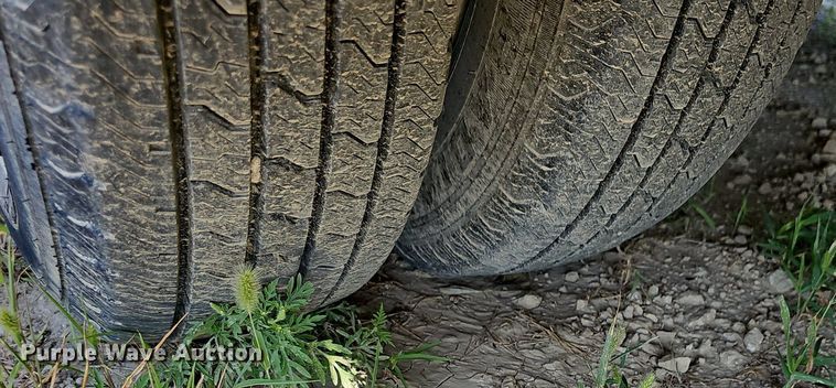 image for item NU9194 1984 Chevrolet G30  RV