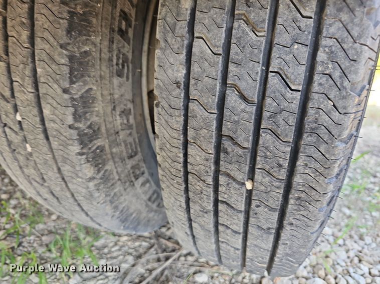 image for item NU9194 1984 Chevrolet G30  RV