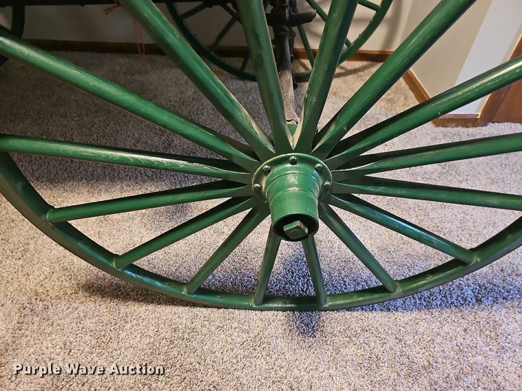 image for item NU9203 Moon Brothers buckboard wagon