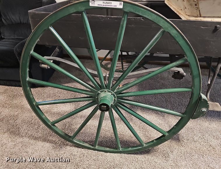 image for item NU9203 Moon Brothers buckboard wagon
