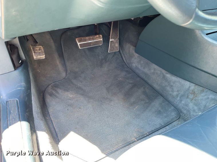 image for item NY9593 1995 Buick Riviera