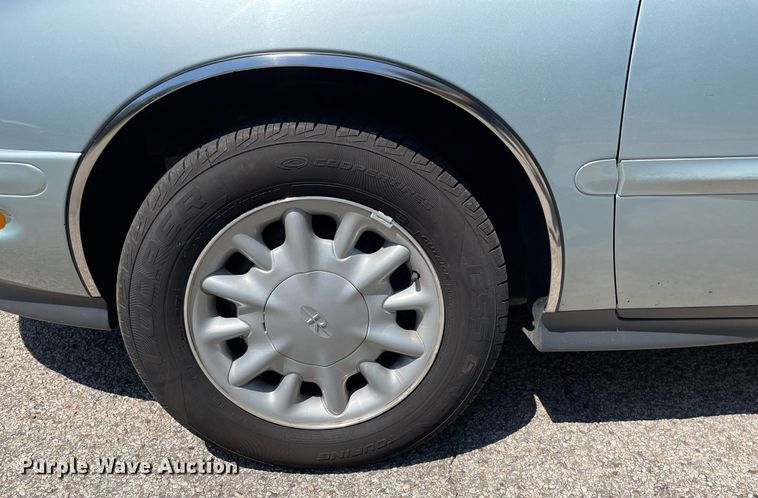 image for item NY9593 1995 Buick Riviera