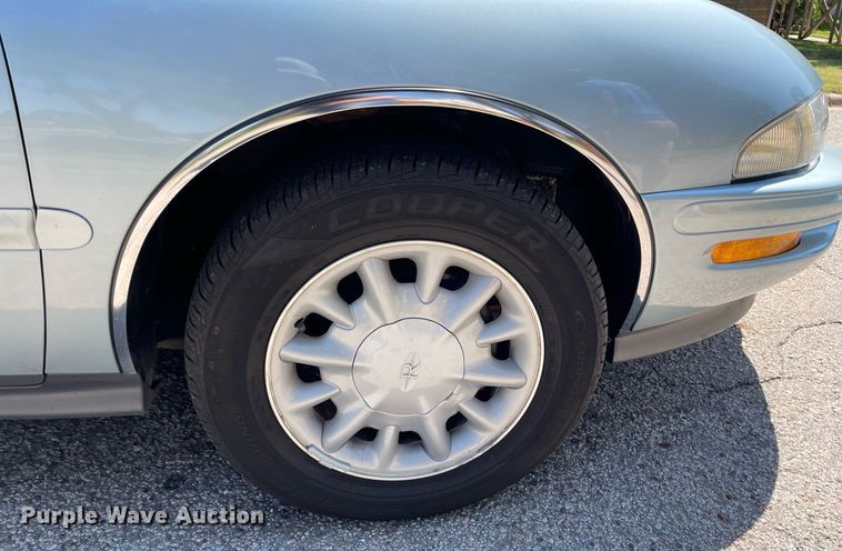 image for item NY9593 1995 Buick Riviera