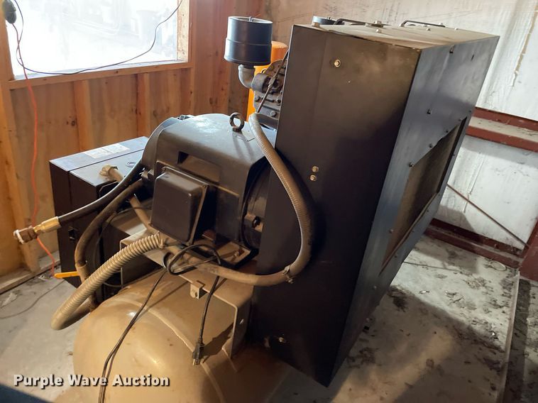 image for item NY9608 Ingersoll Rand 2000E30-PS  air compressor
