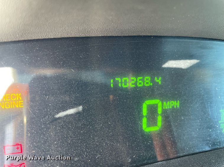 image for item NY9609 2001 Ford Crown Victoria LX