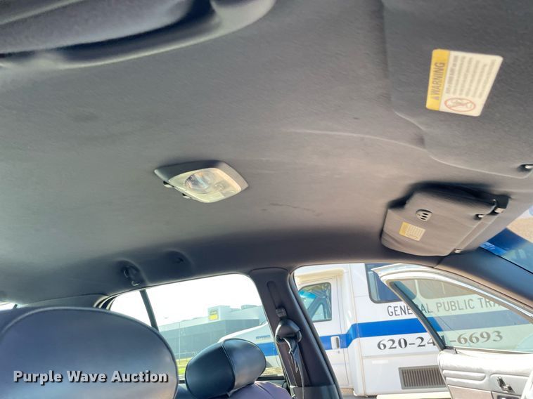 image for item NY9609 2001 Ford Crown Victoria LX