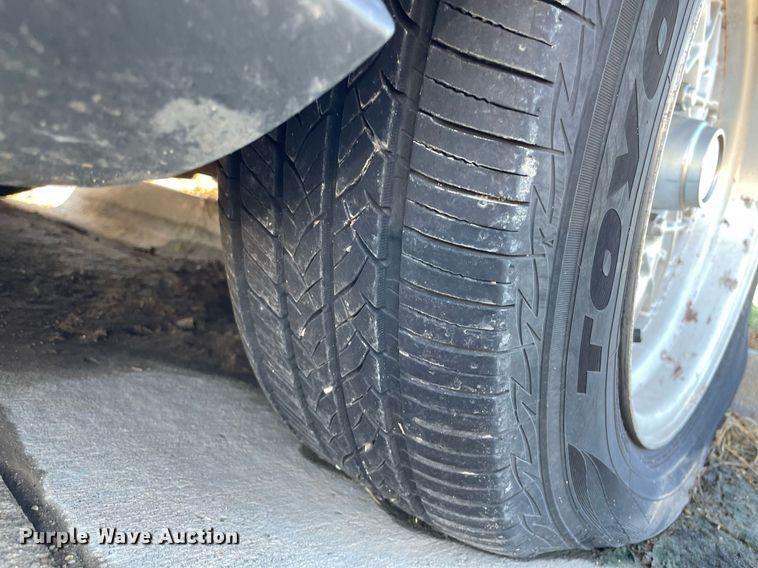 image for item NY9609 2001 Ford Crown Victoria LX