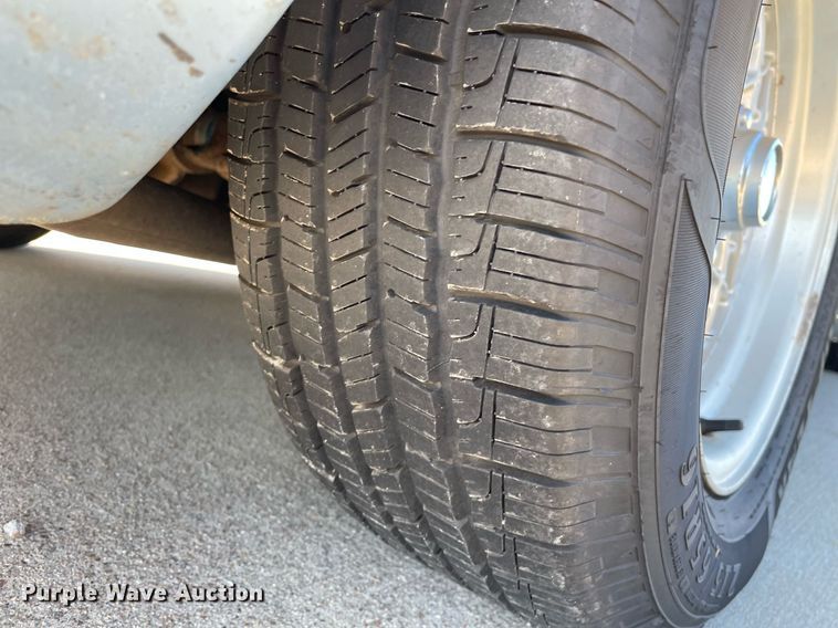 image for item NY9609 2001 Ford Crown Victoria LX