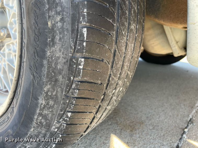 image for item NY9609 2001 Ford Crown Victoria LX