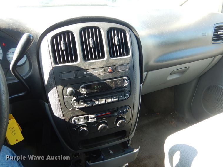 image for item NY9611 2006 Dodge Grand Caravan  van