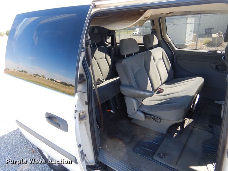 image for item NY9611 2006 Dodge Grand Caravan  van