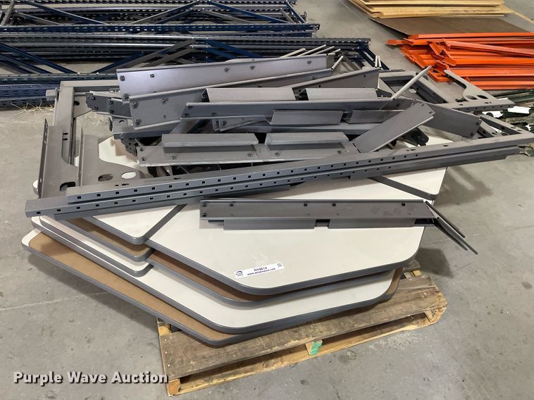 image for item NY9614 (8) corner desks