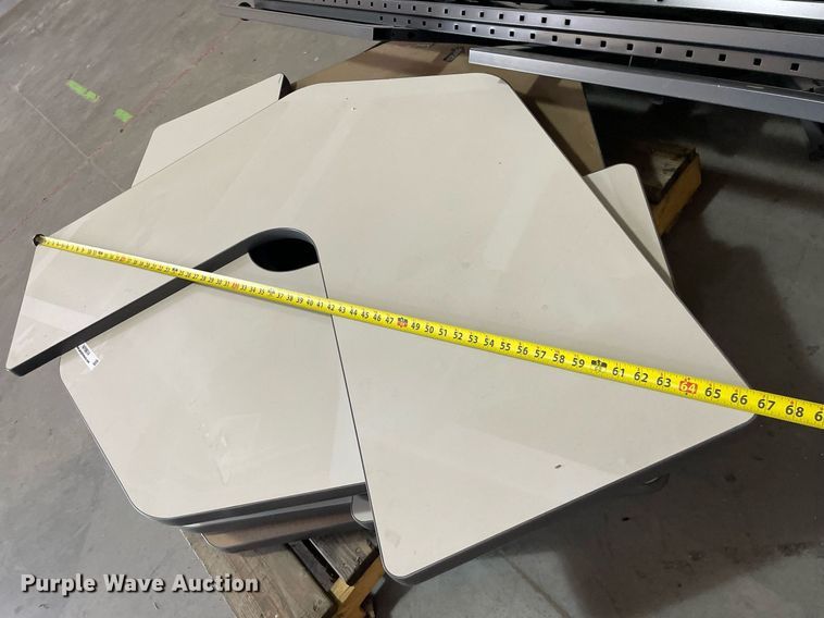 image for item NY9614 (8) corner desks