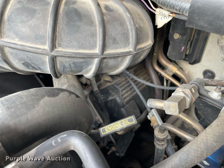 image for item NY9622 1997 Ford E450 Super Duty  shuttle bus