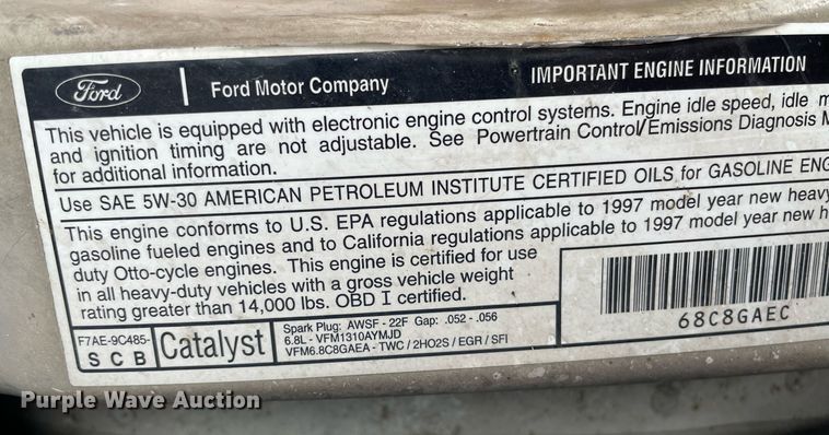 image for item NY9622 1997 Ford E450 Super Duty  shuttle bus