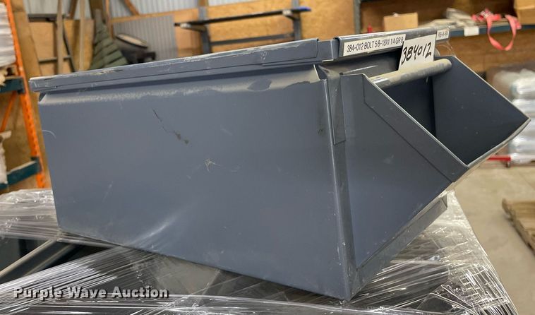 image for item NY9629 Approximately 60 parts bins