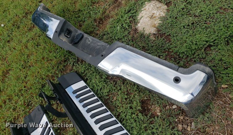 image for item OB9758 Ford F350  pickup truck parts