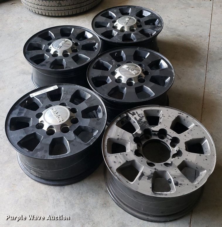 image for item OB9761 (5) 18' wheels
