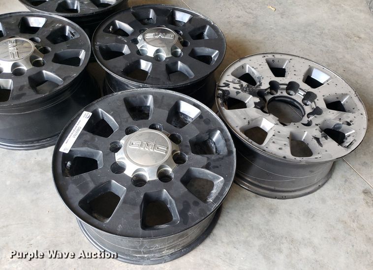 image for item OB9761 (5) 18' wheels