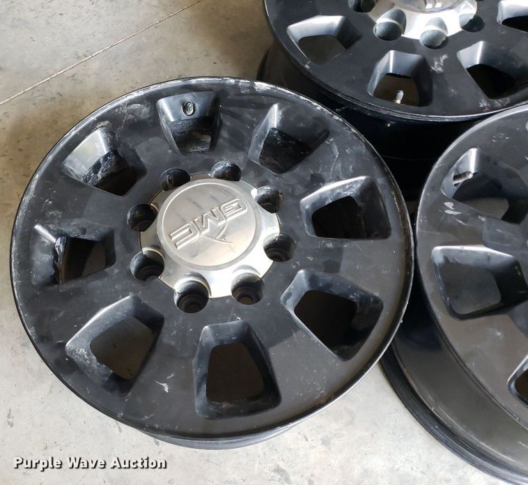 image for item OB9761 (5) 18' wheels