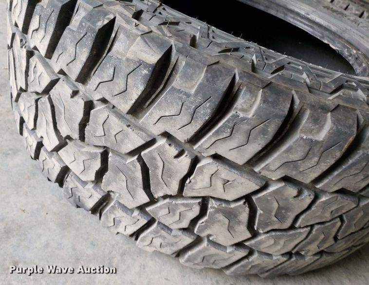 image for item OB9762 (4) Mickey Thompson Baja ATZ LT305/60R18 tires