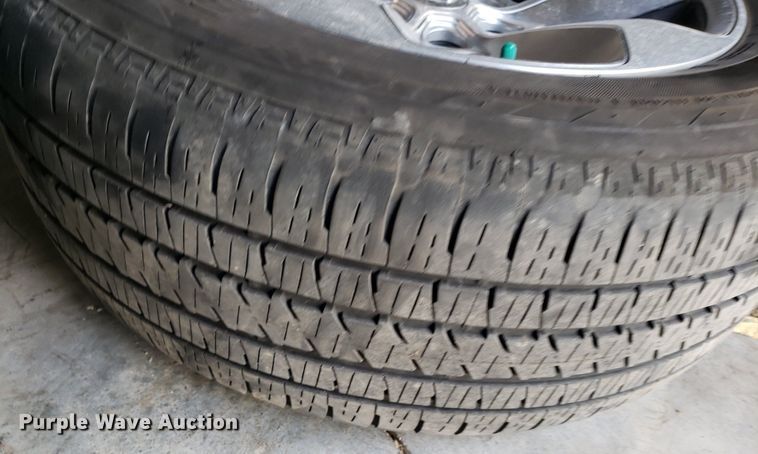 image for item OB9764 (4) Bridgestone Dueller H/L 275/55R20 tires and wheels
