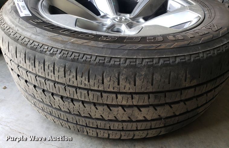 image for item OB9764 (4) Bridgestone Dueller H/L 275/55R20 tires and wheels