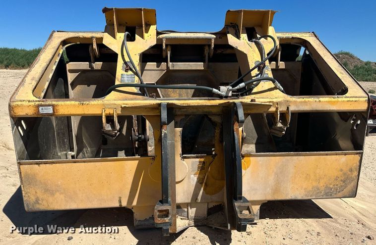 image for item OC9337 Dymax  pushout bucket