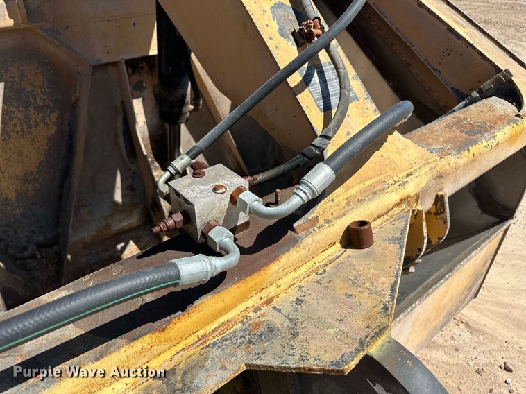 image for item OC9337 Dymax  pushout bucket