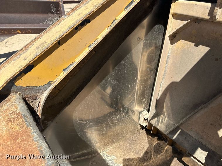 image for item OC9337 Dymax  pushout bucket