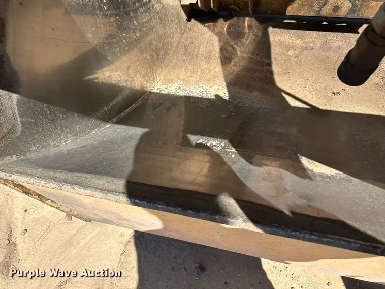 image for item OC9337 Dymax  pushout bucket