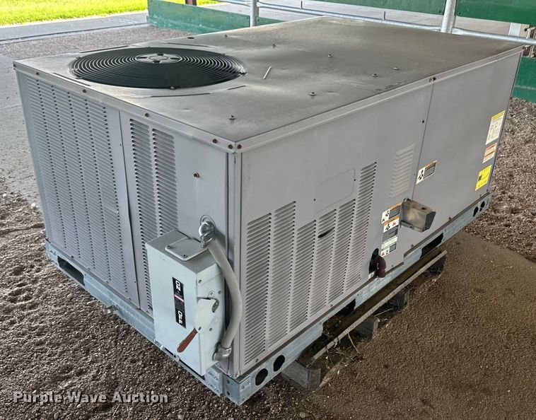 image for item OC9358 (2) HVAC units