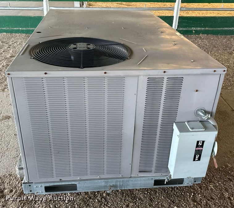 image for item OC9358 (2) HVAC units