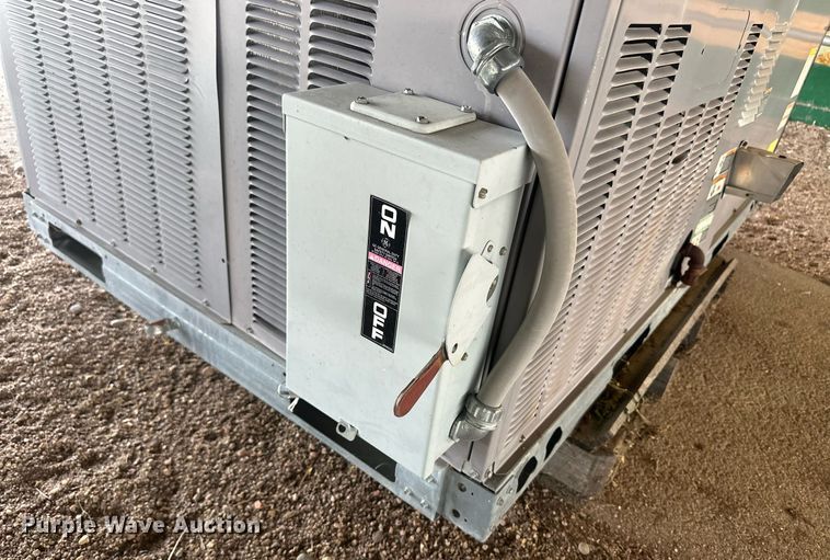 image for item OC9358 (2) HVAC units