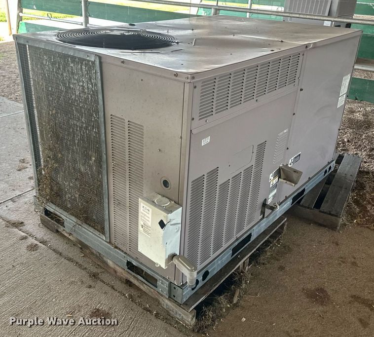 image for item OC9358 (2) HVAC units