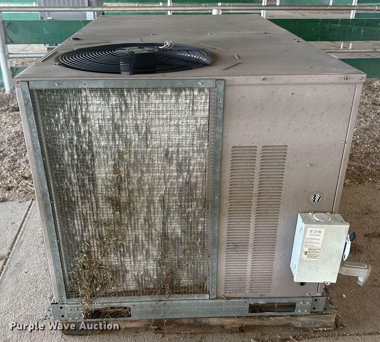 image for item OC9358 (2) HVAC units