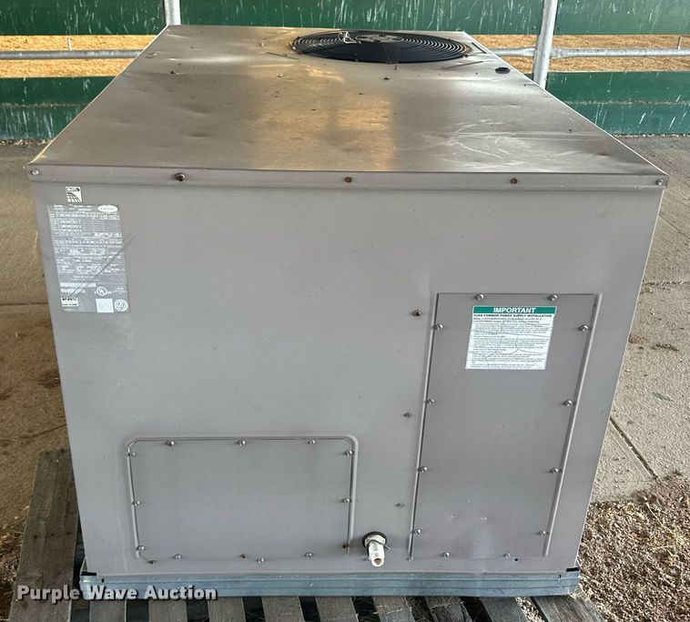image for item OC9358 (2) HVAC units