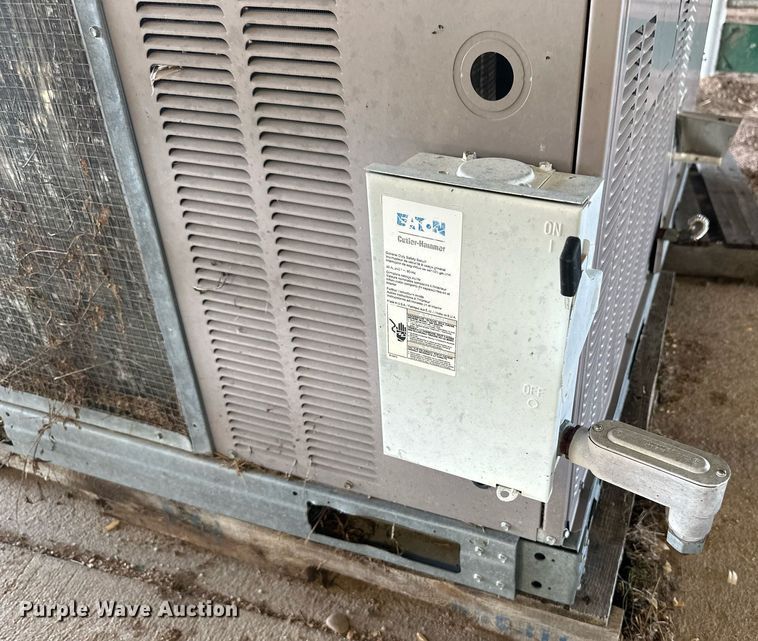 image for item OC9358 (2) HVAC units