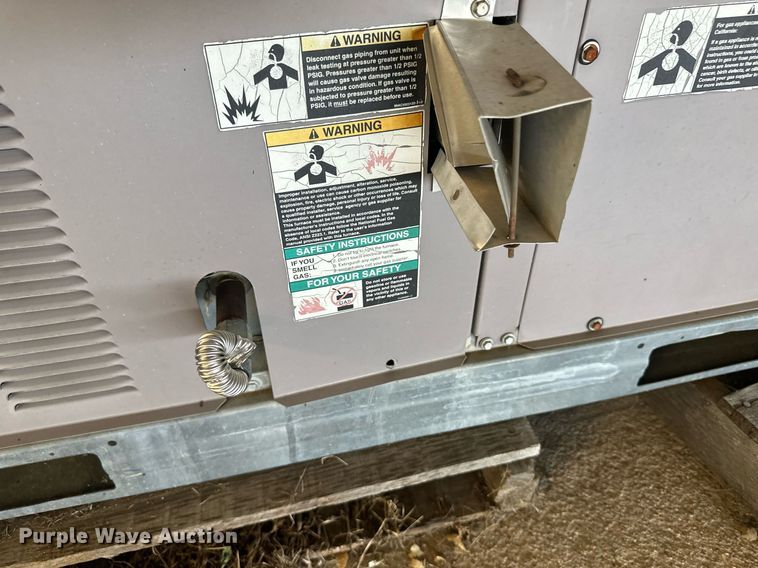 image for item OC9358 (2) HVAC units