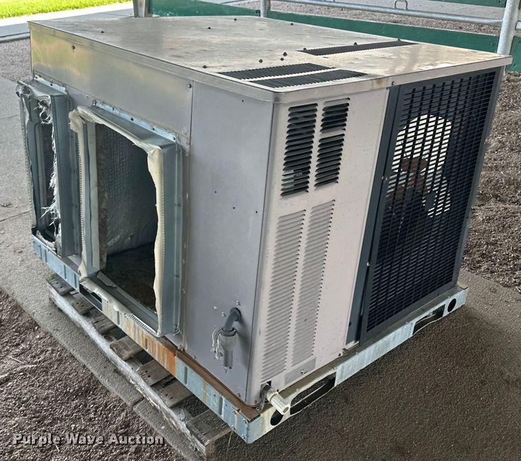 image for item OC9359 (2) HVAC units
