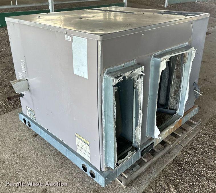 image for item OC9359 (2) HVAC units