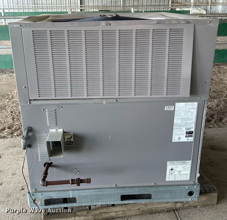 image for item OC9359 (2) HVAC units