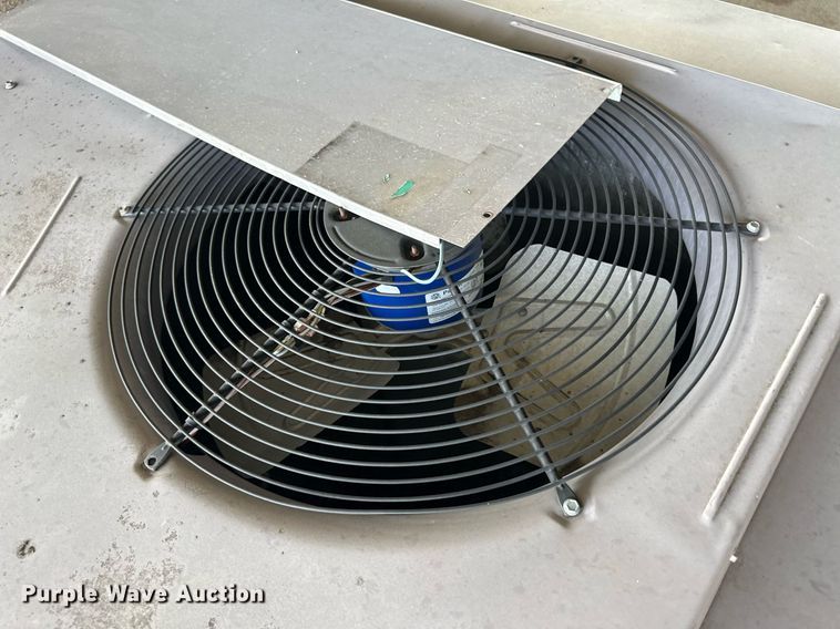 image for item OC9360 (2) Carrier HVAC units