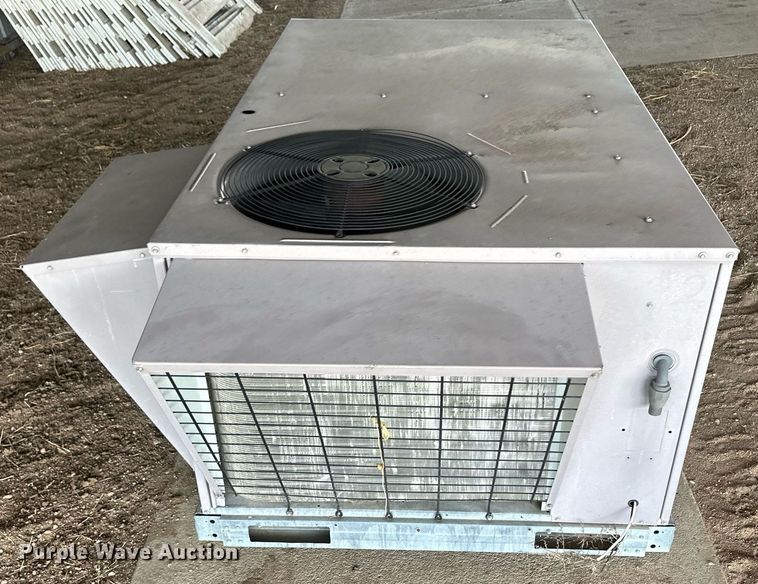 image for item OC9360 (2) Carrier HVAC units