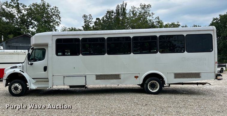 image for item OK9778 2012 Freightliner S2C  shuttle bus