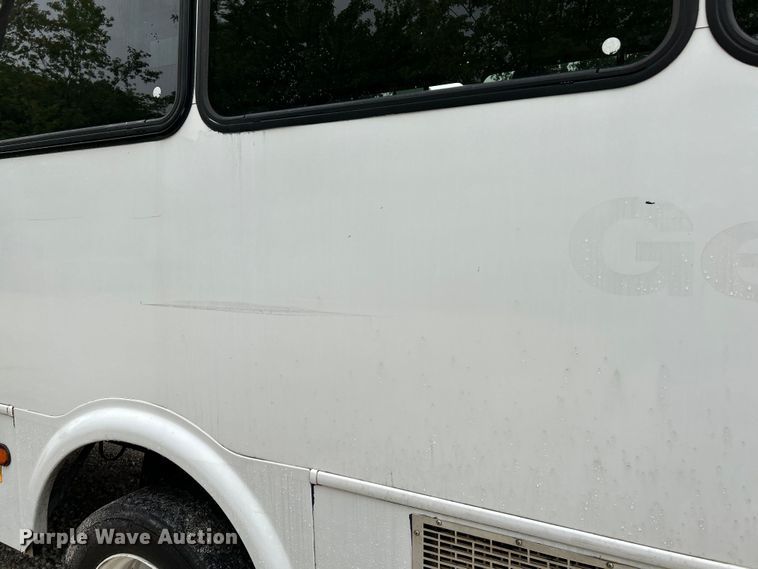 image for item OK9778 2012 Freightliner S2C  shuttle bus