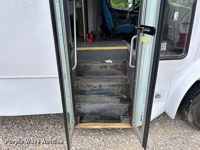 image for item OK9778 2012 Freightliner S2C  shuttle bus