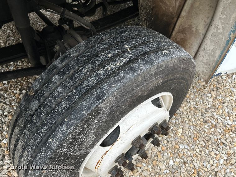 image for item OK9778 2012 Freightliner S2C  shuttle bus